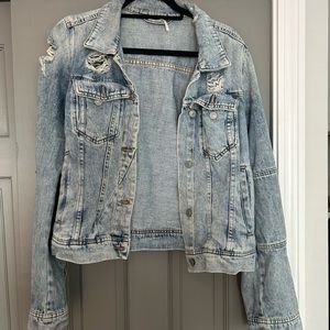 Free People light wash jean jacket in great condition
